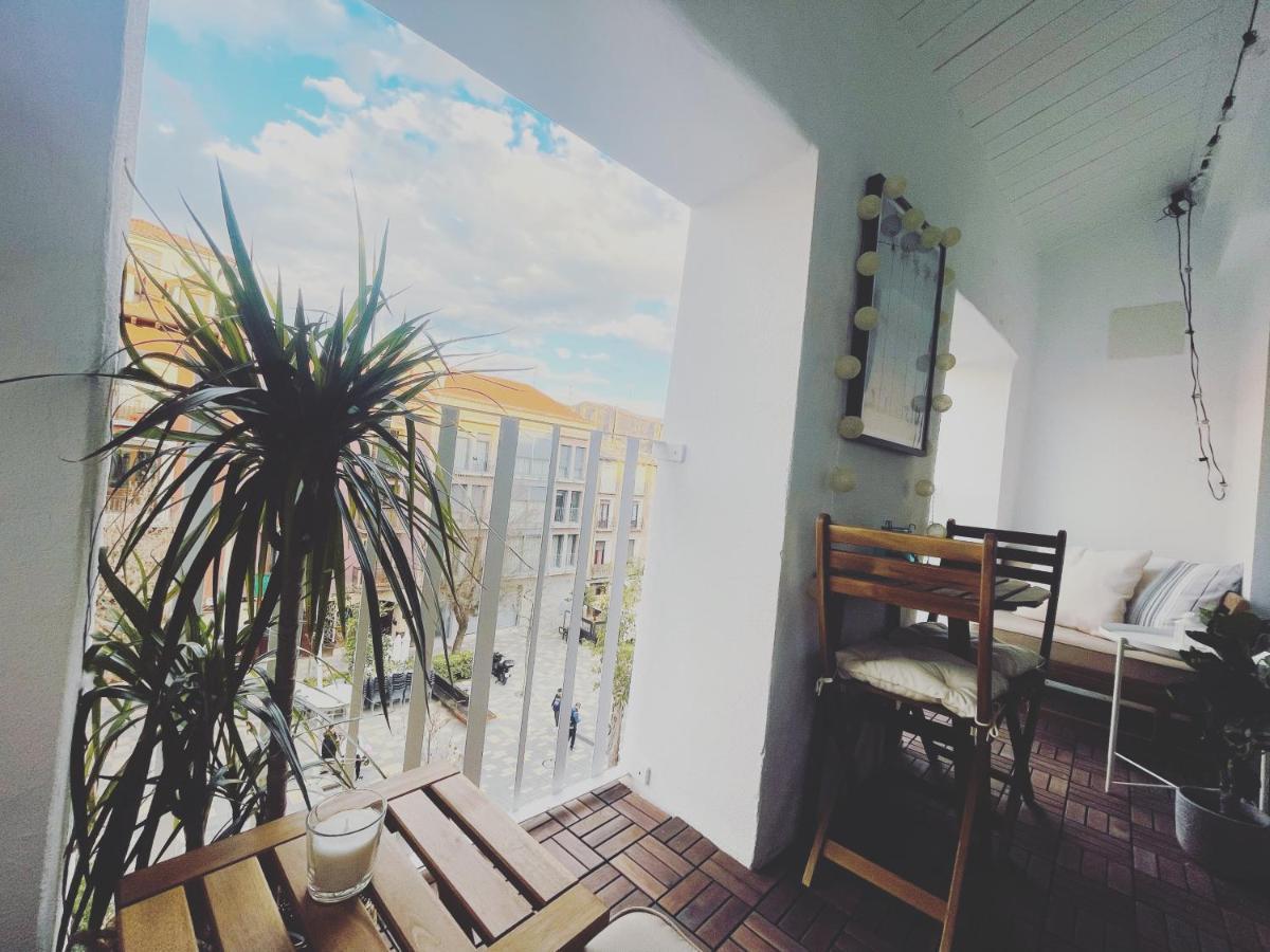 Laura'S Haus Villa Tudela Bagian luar foto