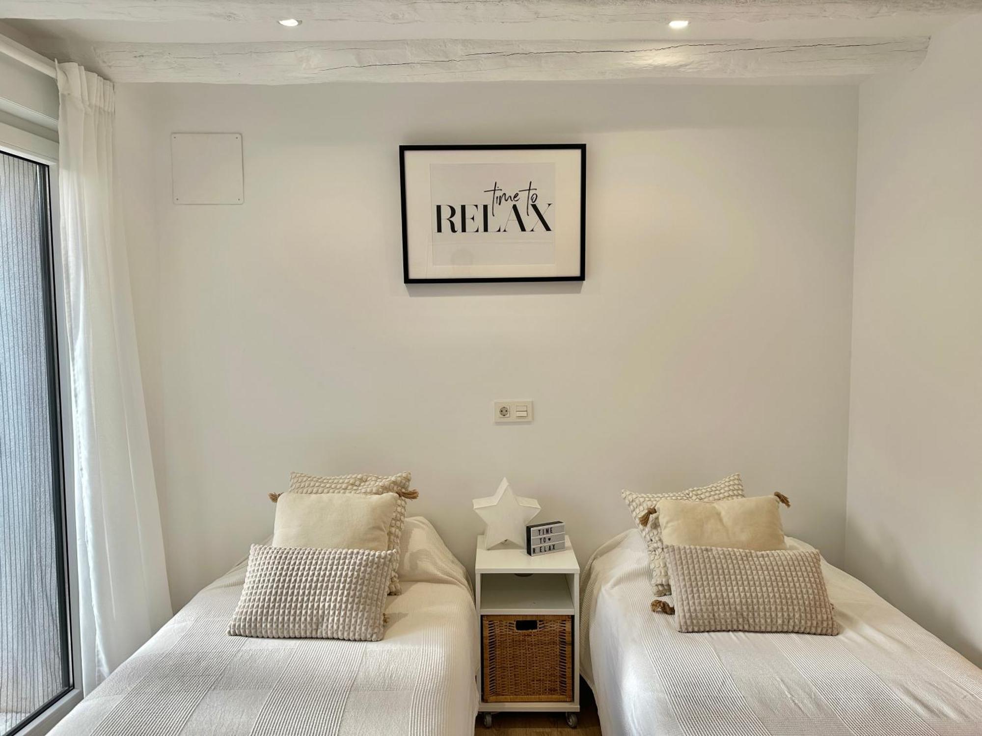 Laura'S Haus Villa Tudela Bagian luar foto